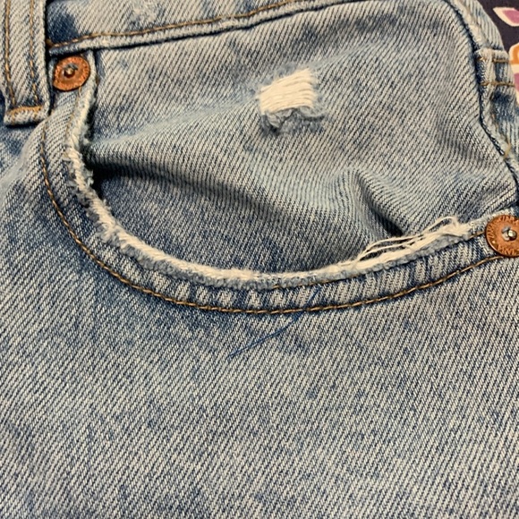 ZARA Light Blue Straight Jeans - Picture 4 of 6